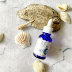 こんばんは🌆今日はまた冬の寒さに戻って寒かったですね💦花粉症も始まり、お肌の乾燥がより一層気になってきたので、芸能人やモデルさんが愛用されてるこの美容液を使ってるよ‼️ニューピ&hellip;のInstagram画像