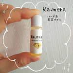 お肌の乾燥対策に美容オイル 【ラ．メラ】を試してみました✨﻿﻿ 細胞間脂質とよく似た働きをする『液状ラノリン』と、エイジングケアの『プリンセピアオイル』、天然美肌成分『オリーブスクワラン』、肌&hellip;のInstagram画像