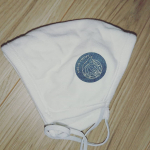 アロマdeマスク(アロマデマスク)不織布マスクにアロマデマスク付けても良いですが、布マスクに付けると何だかお洒落が増すような☺️気分も爽やかにしてくれるので気持ちもリフレッシュ😃✨⤴️&hellip;のInstagram画像