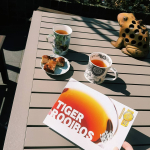 ☕😃☀️高校生の時から飲んでるtigerさんのルイボスティー🌈このルイボスティは、最高級品質のルイボスティ茶葉を100％利用していているんです👋私はいつも、お風呂上がりに飲んだ&hellip;のInstagram画像
