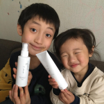 .ムダ毛ケアと美白ケアができる子どもも使えるつるり✨.肌の優しさにこだわった植物性で、.ヒゲや産毛、毛穴のくすみ、ブツブツなどに植物エキスがアプローチしてくれて、.&hellip;のInstagram画像