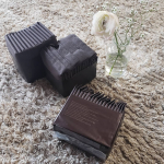 【elis 素肌のきもち】.毎月お世話になる必須アイテムが見違えるほど進化してます！見た目がシンプルすぎてとてもオシャレなんです。パッケージ提案したデザイナーさんに拍手したい笑ブラ&hellip;のInstagram画像