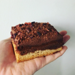 2月のメルシーベイク 。並んでるとまた今度にしようとなってしまうけど、今日買わないと食べられない気がして行ってみたらタイミング良く店頭に出てきて、ほぼ並ばずに買えた🥺失礼ながらメルシーベイ&hellip;のInstagram画像