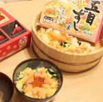 ひな祭り🎎テーブルランド様よりモニターをさせて頂きました🍚♡なんとこれご飯炊いたら混ぜるだけ！！一合半で2回分。なので2日に分けて作らせて頂きました🥰ささっとまぜて☆サー&hellip;のInstagram画像