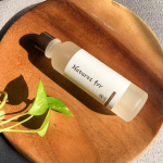 .　良い香りすぎて癒しの化粧水Natures for オーガニックモイストローション　　使い続けて2週間ほど経ちましたが、肌の調子も良くお気に入りです𓆸　一滴の水すらも加えずに作られ、&hellip;のInstagram画像