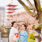 Japan where the cherry blossoms have begun to bloom is even more beautiful🌸Taken at Benten-do in A&hellip;のInstagram画像