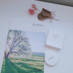 国産オーガニックコスメ﻿アムリターラ﻿﻿ダマスクローズチーク〈クリーミー〉﻿をお試しさせていただきました。﻿﻿ブルームピンク﻿﻿﻿鮮やかな発色とツヤを与えるクリーム&hellip;のInstagram画像