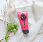 Every morning routine✨・ロゼットの洗顔パスタ、レッドリンクル。緑の#海泥スムース も愛用しています。プチプラ(というか激安？)なのに、洗い上がりしっとりもちも&hellip;のInstagram画像