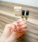 NAIL BASEのキューティクルオイル&エッセンス💅7種の天然オイルと美容液が乾燥、ひび割れ、ささむけ等の爪トラブルから守ってくれます✨オイルを爪の根本や側面に馴染ませて、エッセンス&hellip;のInstagram画像