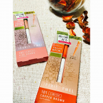 イベリスピメル　クリームシャドウライナーをお試ししました♡.こちらの商品、蓋を開けてまずびっくり！1.5mmの極細芯✏️なのに描き心地は良くて、高発色でした♡.腕に試し書き&書いた&hellip;のInstagram画像