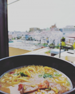 京都のラーメンお手軽に食べれる のは嬉しいですキンレイさんならお水も入らないで、鍋で温めるだけで &rdquo;専門店の味&rdquo;楽しめます！とんこつ味なのですが さっぱりして臭みもない♡豚骨に苦手な家族も美味しく頂け&hellip;のInstagram画像