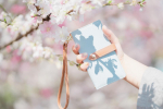 4月か5月に携帯2台持ちにしたい♡そろそろ仕事とプライベート分けたい！！じゃないと仕事ができない&larr;もう1つの携帯用にCHIOCCIOLAお迎え♪携帯すぐ落とすし無くすからノート&hellip;のInstagram画像