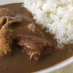 ホロホロお肉がゴロゴロ　#五島の鯛で出汁をとったプレミアムな高級カレー #ごと #五島 #monipla #nagasakigoto_fanのInstagram画像