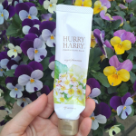 🌺.#hitpan #底見え経過.ハリーハリーのハンドクリームをお試しさせていただきました💗.アルガンオイル配合で冬の乾燥でシワシワになるのを防いでくれてました🙌🙌数ヶ月使&hellip;のInstagram画像