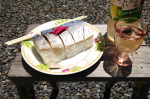 屋外での食事に良い季節が来ました。義父母自家製鯖寿司を冷えた白ワインでやるのがマイウーです♪  #母の日  #野菜をMOTTO  #野菜をもっと  #スープ  #レンジ  #カップスープ  #モンマル&hellip;のInstagram画像