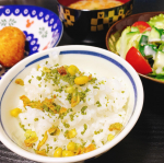 [かけべじ]普段の食事にプラスするだけで野菜がとれちゃう、簡単野菜のかけべじ😊3種類の北海道野菜と10種るいの国産野菜が入っているので体によさそうだし手軽で美味しい♪#かけべじ #かける野&hellip;のInstagram画像