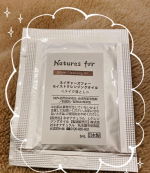 先日投稿したNatures for (ネイチャーズ フォー) モイストクレンジングオイル✨✨２回目のお試し😊👍主成分はオリーブスクワラン、ローズヒップ油（カニナバラ果実油）、ホホバ油、コメヌカ油&hellip;のInstagram画像
