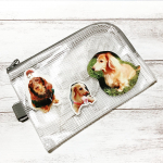 #使ってみた以前にもPostしたアプリで作ったみんなのシール。父に見せたら欲しい‼️との声が〜父のマスク持ち歩きポーチにぺたり♡とーっても可愛いく仕上がりました❣️u0040min&hellip;のInstagram画像