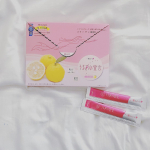 めっちゃ美味しい！何個も食べたくなるけど1日1個( &nbsp;˙&ordm;˙ &nbsp;)簡単にコラーゲン取り入れられて楽ちんです( &deg;&loz;&deg; )私は仕事行く前に食べてる✿.*･肌がプルプルだ〜&hearts;#うるおい宣言 #&hellip;のInstagram画像