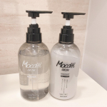 シリーズ累計販売本数100万本突破のモッチスキン♪・特に吸着泡洗顔は、泡の濃密もっちり感が大好きで何度かリピートしていたお気に入りアイテム🌸・そんなモッチスキンから待望のヘアケアが登場&hellip;のInstagram画像