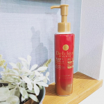 モニター商品紹介明色化粧品様よりピーリングジェルをいただきました！大きめのダンボールにひっそりと😆商品を大切にされてる証拠ですね✨早速入浴中に使用してみまし&hellip;のInstagram画像