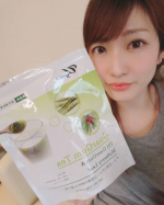 ✏️グァー豆茶便秘解消&ダイエットのために飲み始めました✨見た感じ、苦そうかな？と思ったけど、全然そんなことはなく、クセもなくスッキリおいしい&hearts;️私にはとても合っていたみた&hellip;のInstagram画像