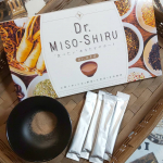Dr.MISO-SHIRUいつもの味噌汁をこれにかえて！ダイエットサポート👏甘いスムージーは飽きて続かない。甘いのが苦手さんにもおすすめ😍10種類の野菜末、乳酸菌、高麗人参&hellip;のInstagram画像