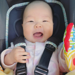 ・ほのちゃんお気に入りのおもちゃ💃🏻・○カサカサ音がするアンパンマン○プーさんのオーボール○鈴音がなる物が好きみたいで、お喋りしながら遊んでます🎺🎶・チョキうさ&hellip;のInstagram画像