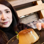 「落ちない、にじまない。でも、肌にやさしい。」 そんなアイライナーこのコロナ禍で目の印象はすごく大切になる中、 メイク直しをしなくてもずっとキレイを維持できる、 目元を何度も触らなくていいという安&hellip;のInstagram画像