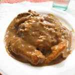 五島産鯛の出汁入り高級レトルトカレー（五島SPF美豚）お試しさせていただきました💡家で食べられるなんて思えない贅沢なカレー🍴電子レンジでも温められて簡単に食べられました✨具&hellip;のInstagram画像