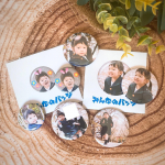 ..@minnano_badge 「 みんなのバッチ 」入園祝いとしてバッチ1つその他、マグネットで作ったよ！夜中に発注して、翌日には発送されすぐ到着💓&hellip;のInstagram画像