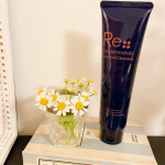 リ・ダーマラボ　モイストゲルクレンジング　150g　3190円税込保湿成分のみでメイクやお肌の汚れを落とし洗い上がりは　スッキリ　しっとり❤️こんにゃくスクラブで毛穴汚れや&hellip;のInstagram画像