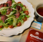 ルイボスティー大好き💕TIGER ルイボスティーお湯出し、煮出し、水出しができますが　まずは、煮出し3〜5分ですが、あっと言う前に綺麗な色こんな綺麗な色してるのに飲みやすく&hellip;のInstagram画像