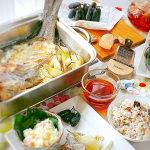 【rivsalt(リブソルト)  すり下ろしジンジャー＆岩塩】をお試しさせていただいてます。オーク材のデスクスタンドとグレーターと、ヒマラヤ産の岩塩、乾燥ジンジャーのセットです。オーク材デス&hellip;のInstagram画像