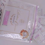 アクア・トゥルース様の麗凍化粧品シリーズの美容液クリームを使ってみました！麗凍化粧品シリーズ私とても好きで冷凍庫で冷やしているのでお風呂上がりに使用するのがベストです！使ってみた感想は肌がとても潤&hellip;のInstagram画像