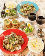 *。🍴👩🏻&zwj;🍳ビストロあちか👩🏻&zwj;🍳🍴・ ボンゴレビアンコ・ホワイトアスパラのミルクスープ・グリーンアスパラのサラダ・ガーリックトースト・赤ワイン.可愛い妹分ぺりちゃん&hellip;のInstagram画像