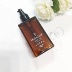 .★ハーバルリーフオーガニックヘアオイル（100ml/3300円intax）..今回は、ビタミンC誘導体を配合しエコサート認証されているヘアオイルをお試しさせて頂きました！●最&hellip;のInstagram画像