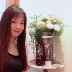 全体的に髪が褪色してカサカサ﻿根元の白髪も気になる〜😹﻿﻿以前使って凄く効果の有った﻿﻿自宅で手軽に出来る白髪染め﻿『フラガール カラートリートメント』﻿と、今回初めて﻿&hellip;のInstagram画像