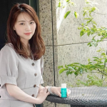 お肌に優しいのに強い紫外線から肌を守ってくれるオーガニック日焼け止め🌤﻿﻿﻿﻿最近は、崩れにくさと肌への負担を減らすことをマスク生活のメイクでより重視するようになりました🤍﻿﻿&hellip;のInstagram画像