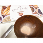 【味噌汁でダイエット】お味噌汁&hellip;日本食の代表格ですね😍毎日食べてる方も多いのでは？私も父がお味噌汁大好きなのでよく作ります👌ただ毎日となるとさすがに面倒で週3くらいで作ってます&hellip;のInstagram画像