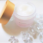 「AQMOISTURISER（アクモイスチャライザー）」AQMOISTURISER（保湿水分クリーム）は、O/W処方で、乾燥肌対策に優れた効果を発揮する保湿クリームです！角質層内では水&hellip;のInstagram画像