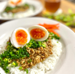 和風だしキーマカレー❁﻿....無添加天然だしが届いたので、だしキーマカレーを作ってみました(๑&acute;ڡ`๑)オクシロモン風にトッピング✩.*˚..めっちゃ美味&hellip;のInstagram画像