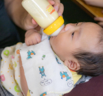 @palapeli_baby 様の沐浴ガーゼとガーゼハンカチモニターさせてもらってます。可愛くて色々便利です。肌ざわりも優しくて安心して使える^_^ガーゼハンカチはミルクあげるとき、顔&hellip;のInstagram画像