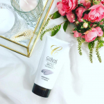 @celbest 様の【ピュアクレイ 洗顔&パック】をお試しさせていただきました😌泡立て不要。塗って1分間のパック後流すだけの洗顔です。ミネラル豊富な超微粒子天然クレイの吸引力&hellip;のInstagram画像