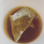 最近これを飲み始めました。急に暑い日が続いて薄着になる機会が増えたんですが&hellip;たくましい私の腕andお腹:(；ﾞﾟ'&omega;ﾟ'):それヤジる息子(小1)見返すためにまずは飲み&hellip;のInstagram画像