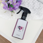 .ꯁ＼ さよならダニー ／光触媒でダニのフンや死がい、花粉などのアレル物質を分解！..小さい子どもがいると特に、ダニや細菌・ウイルス・カビ、色々気になりますよね&hellip;のInstagram画像