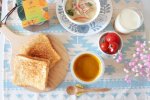 *.今朝のごはん♡かぼちゃのスープが美味しすぎ！🎃ゴロゴロ野菜が入ってるスープシリーズ、「野菜をMOTTO」🥕シリーズで1番美味しいかも⁈✨と思ったのは、北海道産かぼちゃの&hellip;のInstagram画像