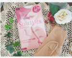 ピップ株式会社さんの「スリムウォーク　シェイプ＆キープストッキング」を試させて頂きました！ストッキングを履いてみた第一印象は、着圧効果があるだけあって履くのが大変😂💦でも、履いてしまったらほどよ&hellip;のInstagram画像