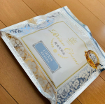 .冷凍庫で保存するからこれからの夏にぴったり！冷たいから毛穴もとじるしお風呂上がりとか凄くサッパリする✩︎1袋の量が割と多めだからバシャバシャつけれる〜ᵕ̈*&hellip;のInstagram画像