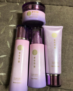 桜咲耶姫シリーズ　4品セットをお試しさせていただいています🌸こちらはアロマの専門家が開発した、桜香るアロマスキンケアです。100%国産天然八重桜エキス使用のアロマだから、香りが全く違う&hellip;のInstagram画像